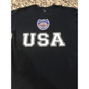 United States USA Soccer Crest T-Shirt The Tee Blue Short Sleeve Mens Medium‎